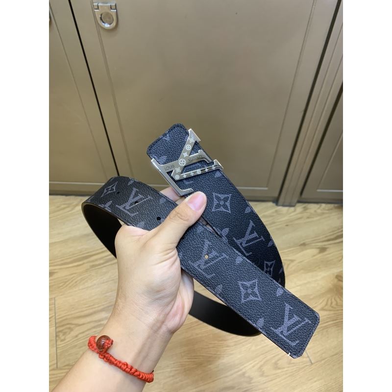 l**is V*t*n